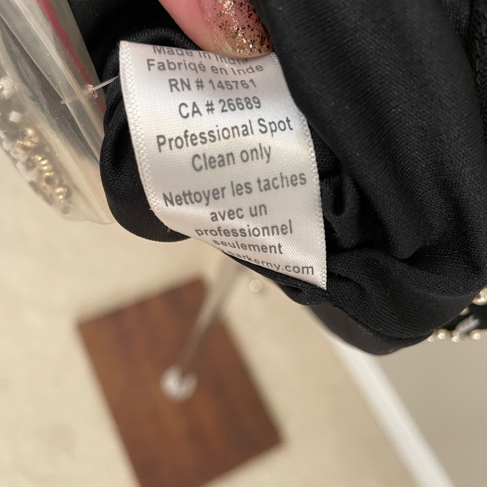 Parker Black Beaded Open Back Cocktail Dress Size 4 - Picture 8 of 9